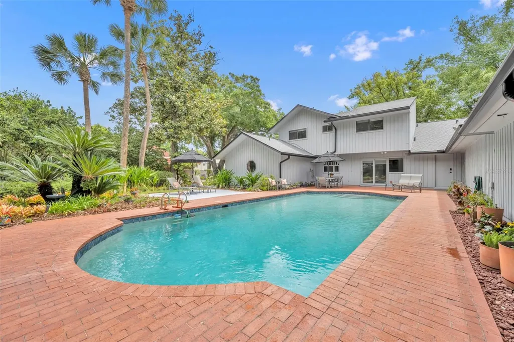 1001 Versailles Court Maitland FL 32751