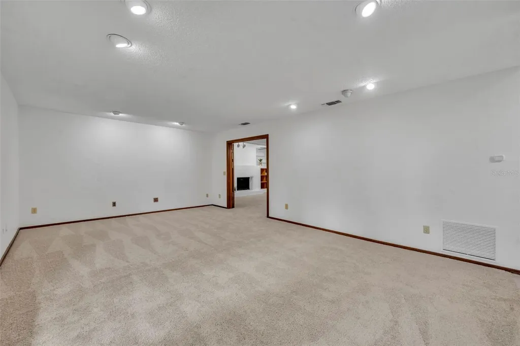 1001 Versailles Court Maitland FL 32751