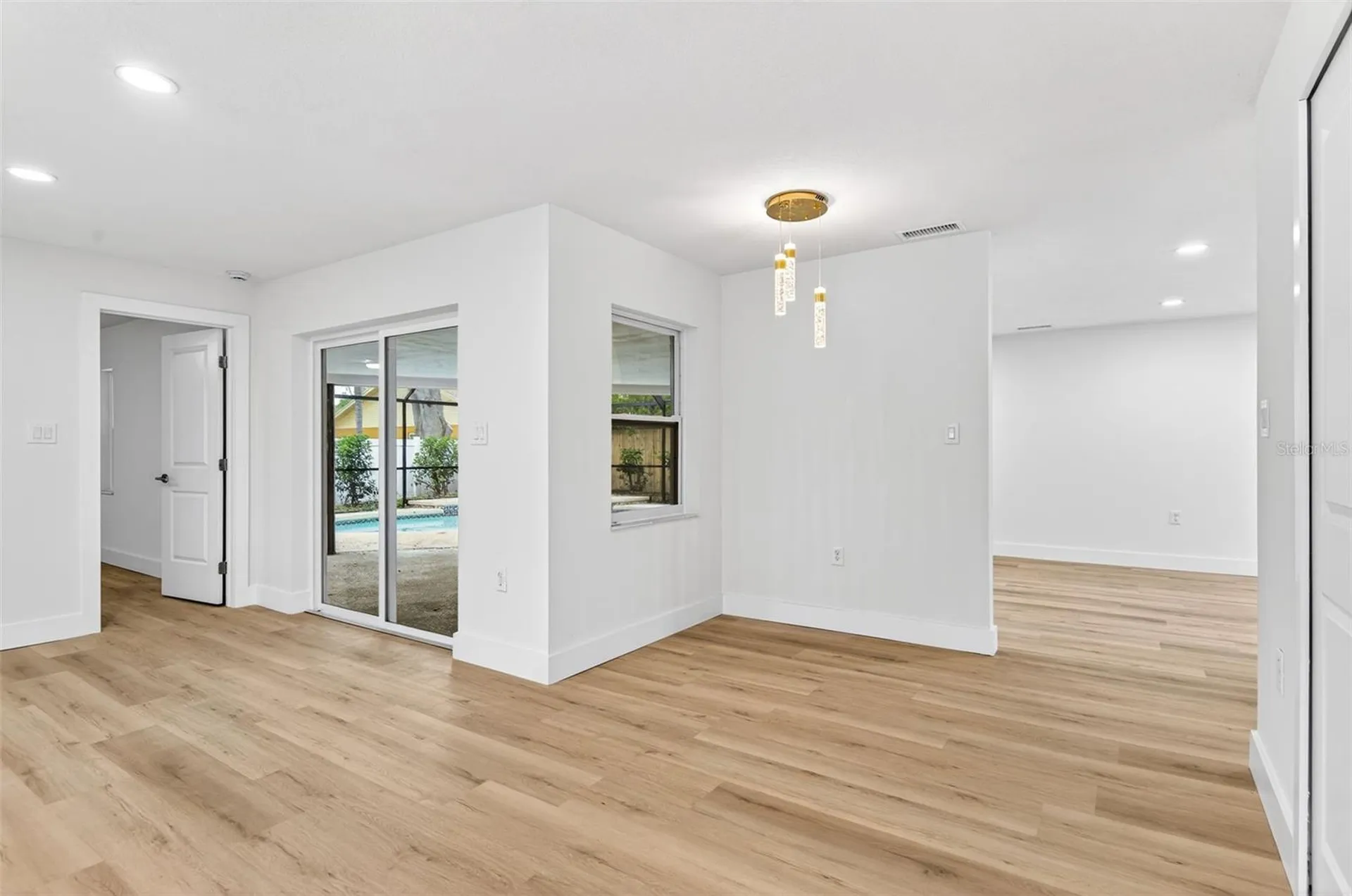 3041 Oak Cove Drive Clearwater FL 33759