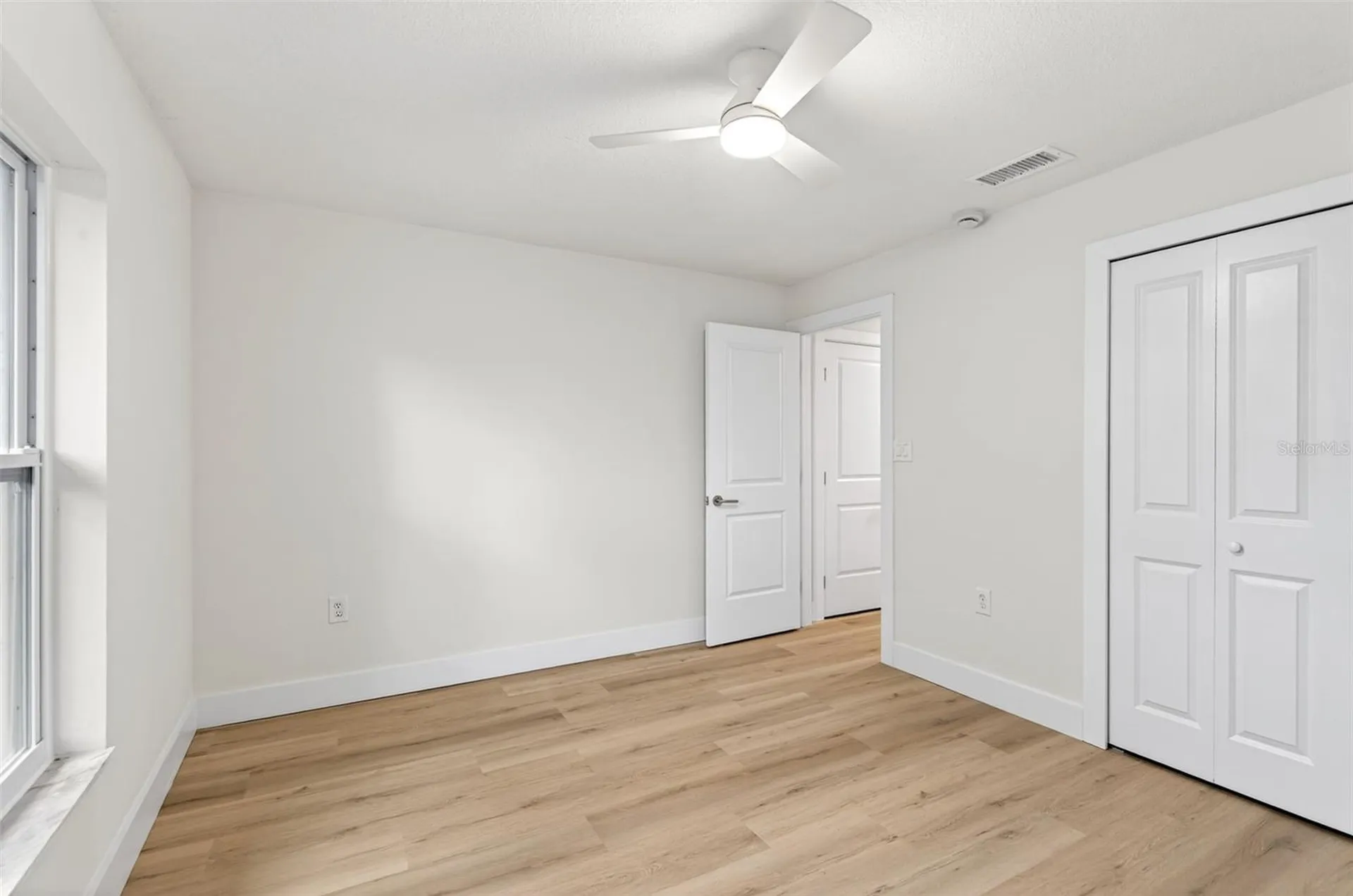 3041 Oak Cove Drive Clearwater FL 33759