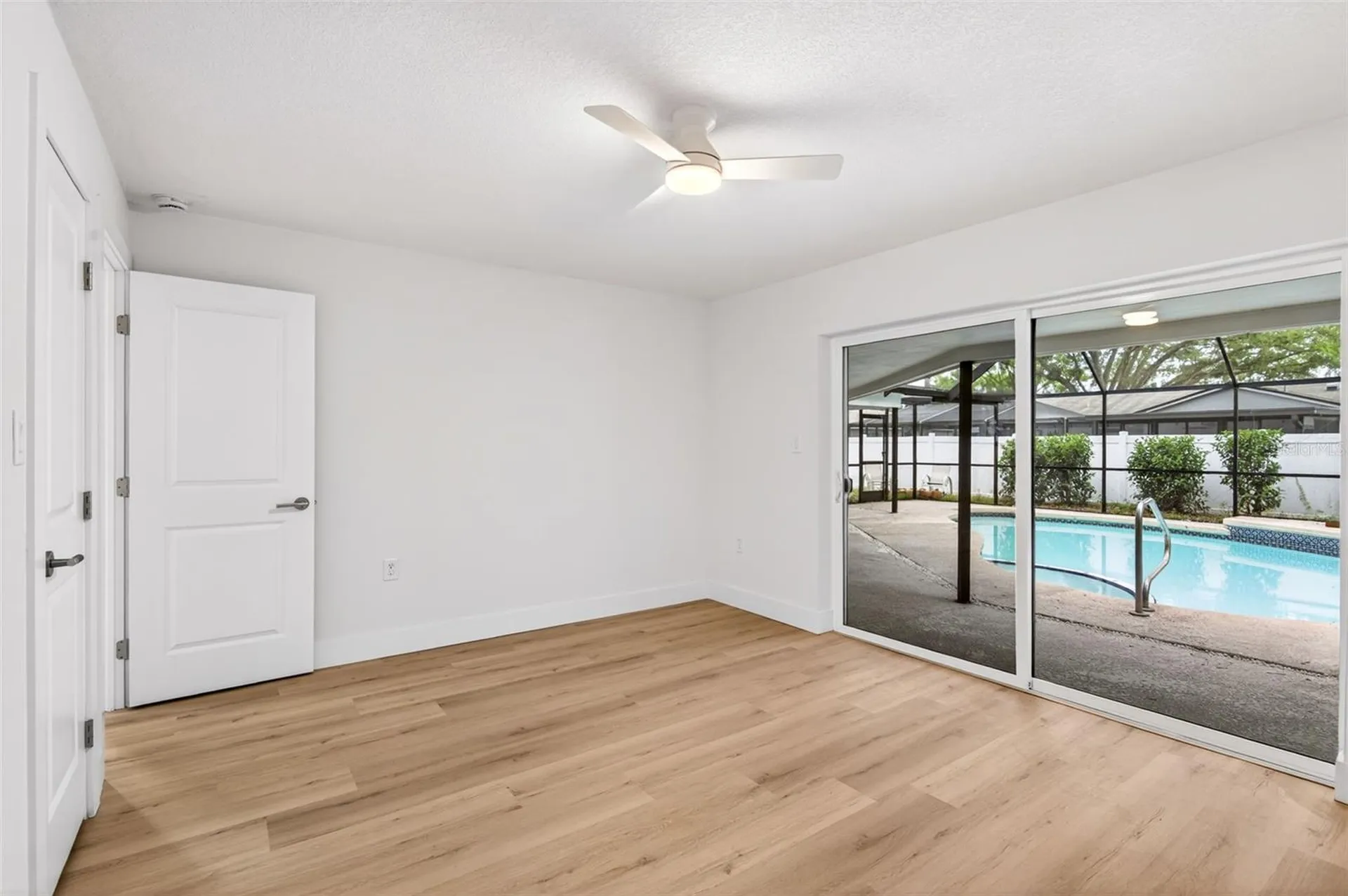 3041 Oak Cove Drive Clearwater FL 33759