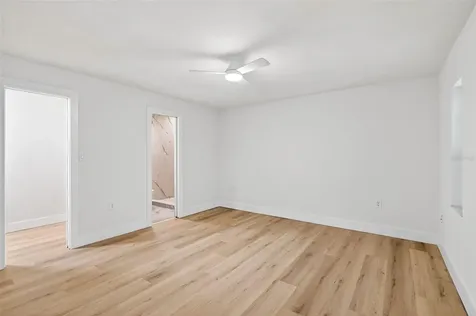 3041 Oak Cove Drive Clearwater FL 33759