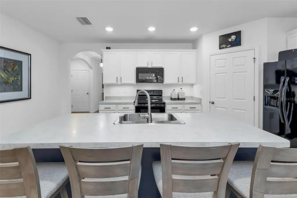 7676 Mikasa Drive Punta Gorda FL 33950