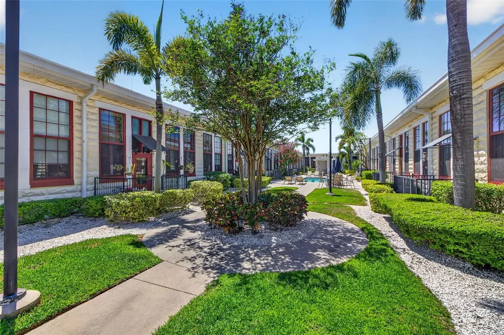 2001 E 2nd Avenue Tampa FL 33605