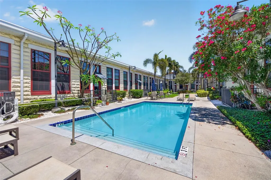 2001 E 2nd Avenue Tampa FL 33605