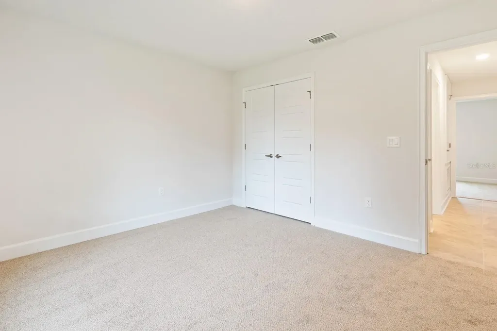 9 Lamar Lane Palm Coast FL 32137