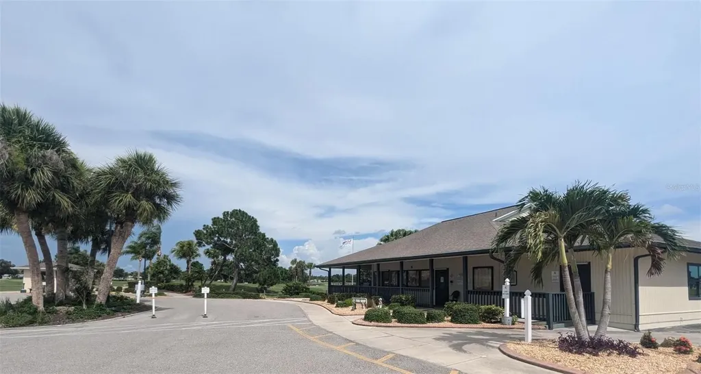 2100 Kings Highway Port Charlotte FL 33980