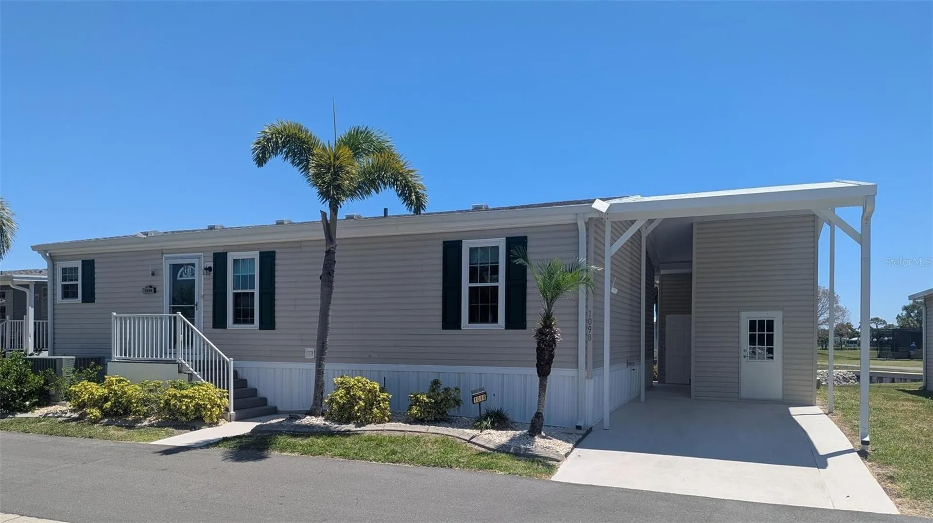 2100 Kings Highway Port Charlotte FL 33980