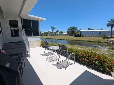 2100 Kings Highway Port Charlotte FL 33980