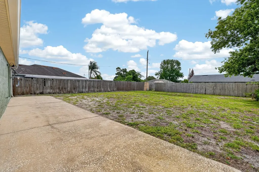 2301 Weatherford Drive Deltona FL 32738