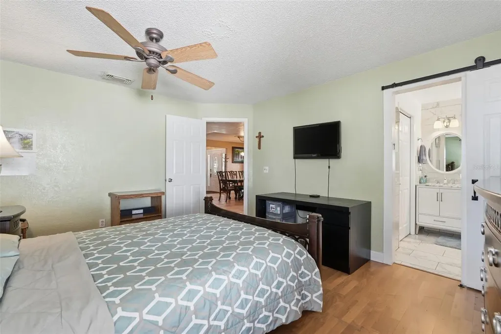 2207 Whispering Maple Drive Orlando FL 32837