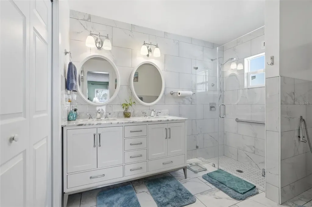 2207 Whispering Maple Drive Orlando FL 32837