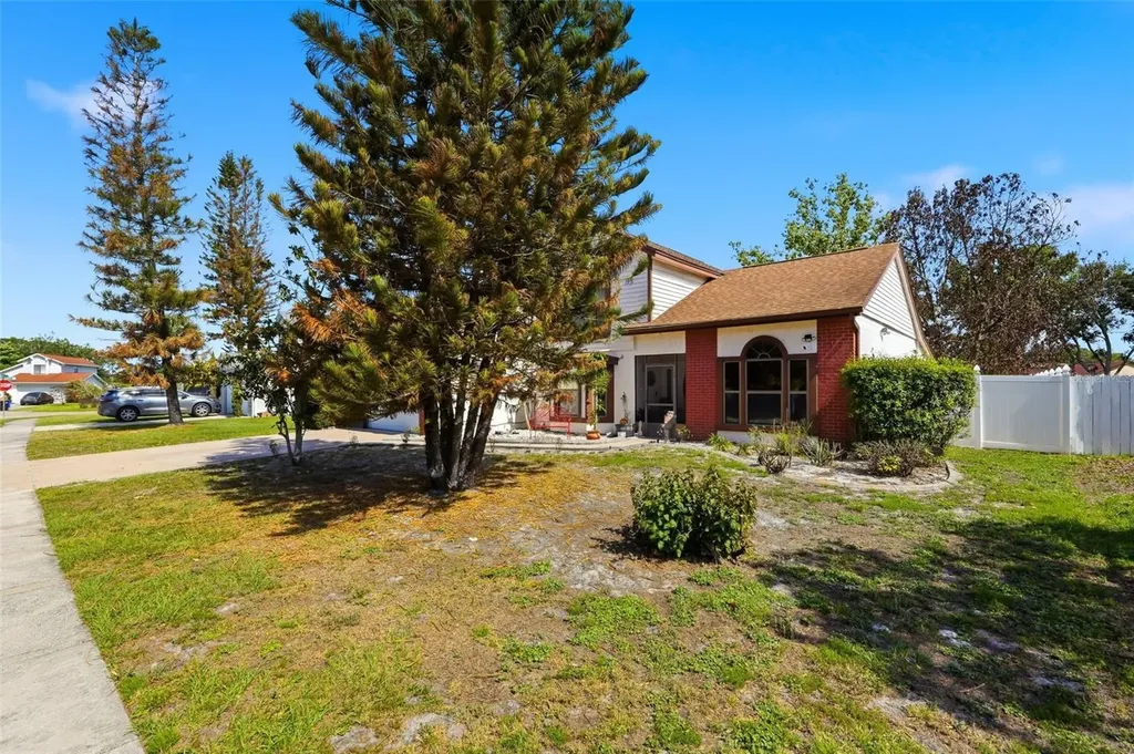 2207 Whispering Maple Drive Orlando FL 32837