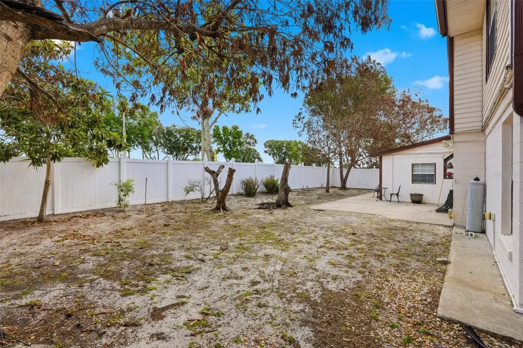 2207 Whispering Maple Drive Orlando FL 32837