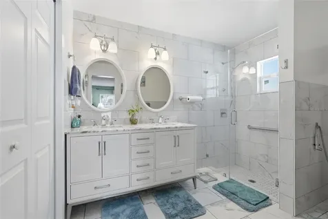 2207 Whispering Maple Drive Orlando FL 32837