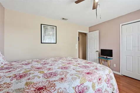 2207 Whispering Maple Drive Orlando FL 32837