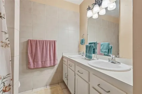 2207 Whispering Maple Drive Orlando FL 32837