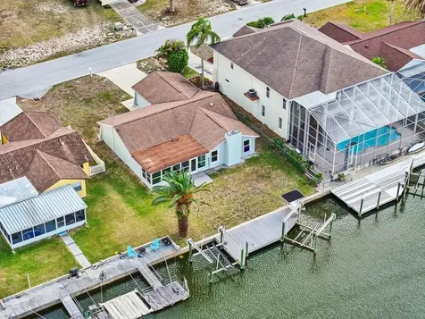 7427 Southwind Drive Hudson FL 34667