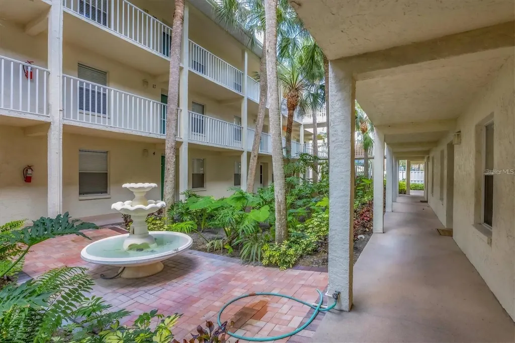 7294 Cloister Drive Sarasota FL 34231