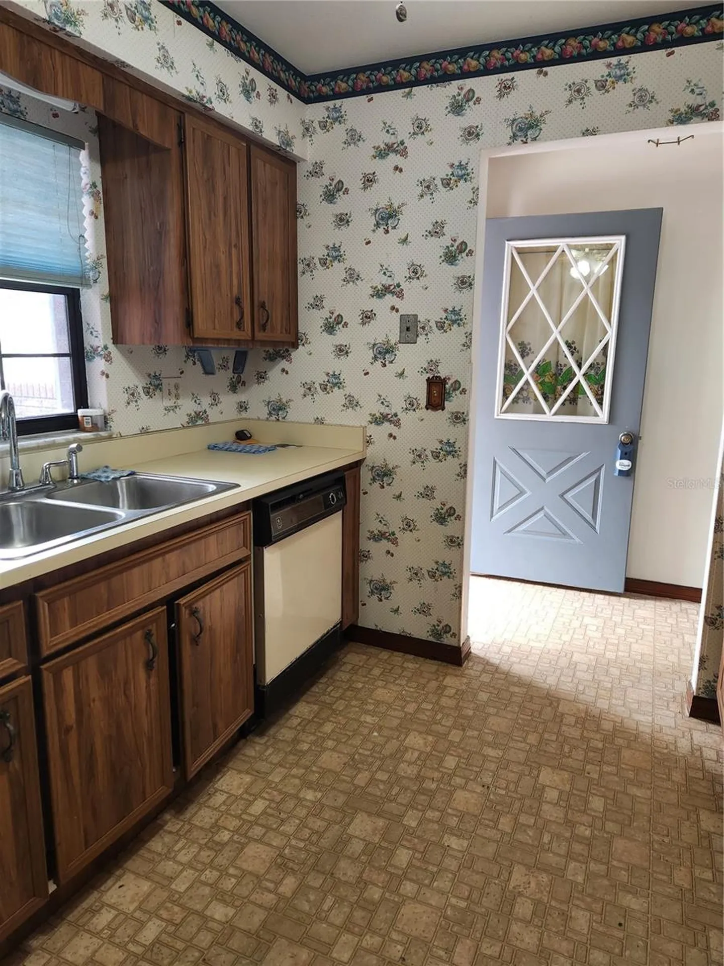 415 Shangri La Circle Edgewater FL 32132