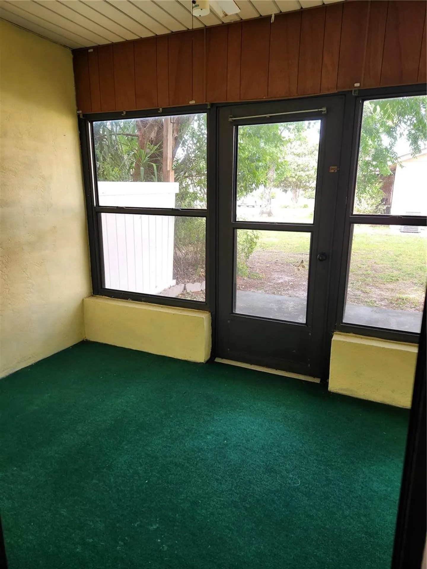 415 Shangri La Circle Edgewater FL 32132