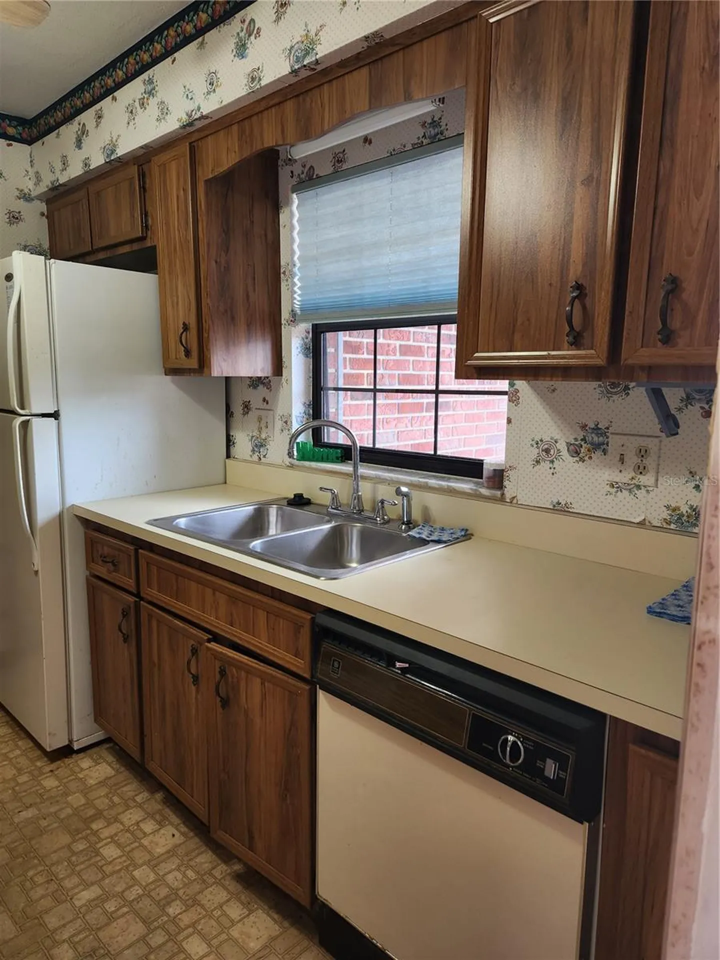 415 Shangri La Circle Edgewater FL 32132