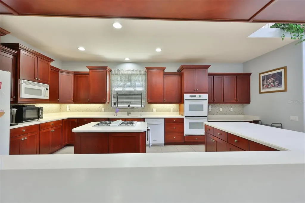 2679 Lakebreeze Lane S Clearwater FL 33759