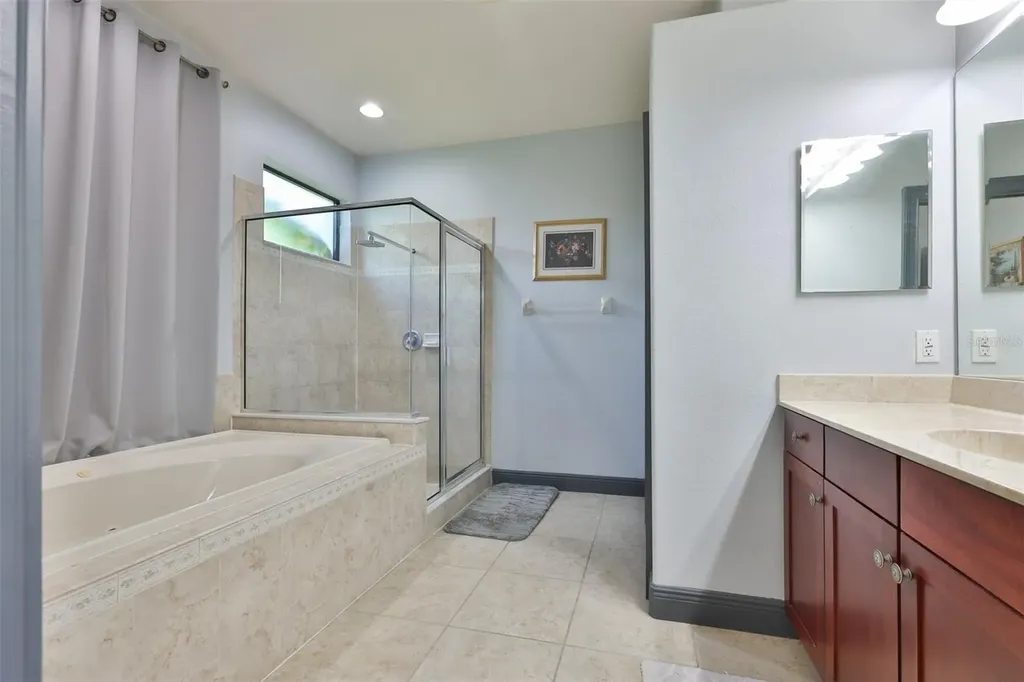2679 Lakebreeze Lane S Clearwater FL 33759