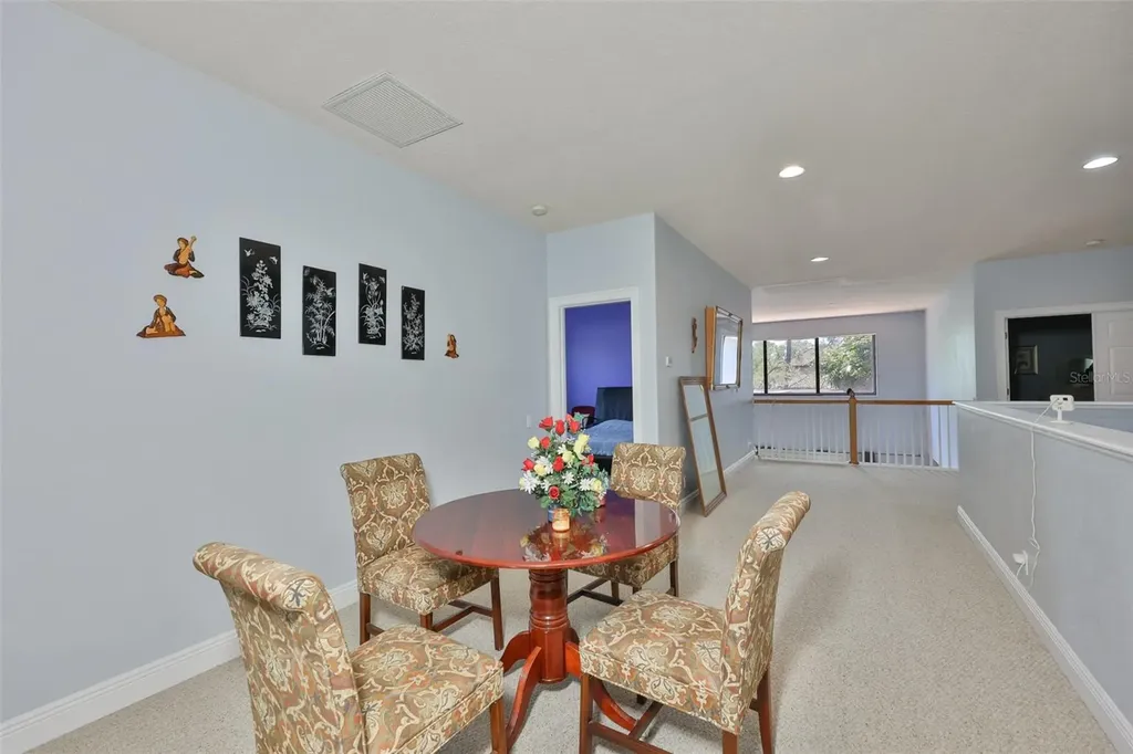 2679 Lakebreeze Lane S Clearwater FL 33759