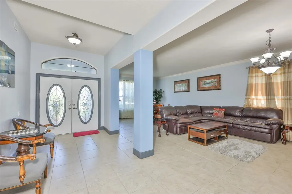 2679 Lakebreeze Lane S Clearwater FL 33759
