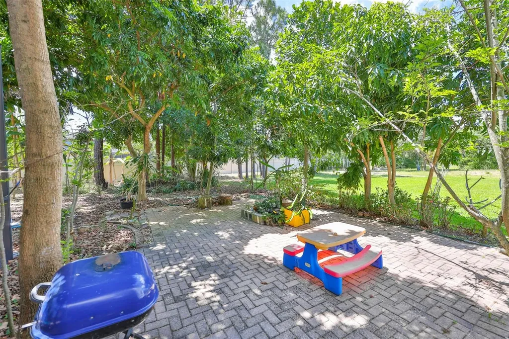 2679 Lakebreeze Lane S Clearwater FL 33759