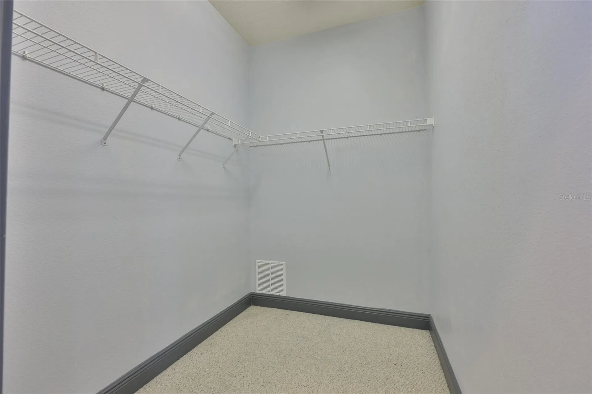 2679 Lakebreeze Lane S Clearwater FL 33759