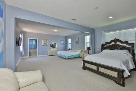 2679 Lakebreeze Lane S Clearwater FL 33759