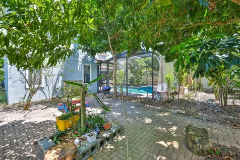 2679 Lakebreeze Lane S Clearwater FL 33759