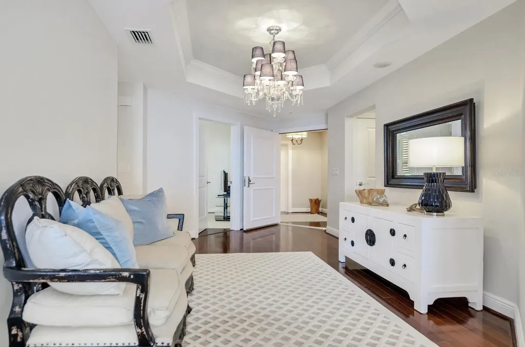 5823 Bowen Daniel Drive Tampa FL 33616