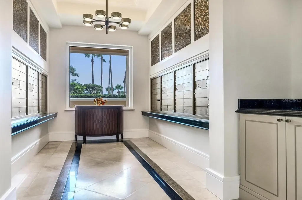 5823 Bowen Daniel Drive Tampa FL 33616