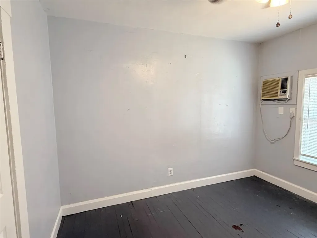 1933 47th Street S St Petersburg FL 33711