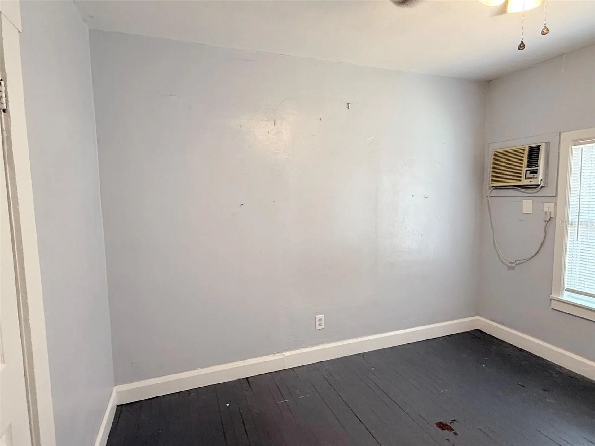 1933 47th Street S St Petersburg FL 33711