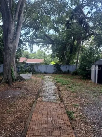 1933 47th Street S St Petersburg FL 33711