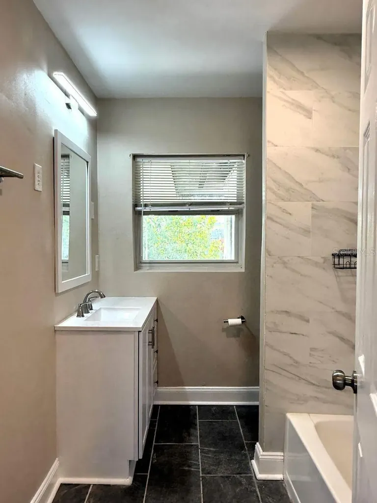 2489 Del Rio Way Dunedin FL 34698