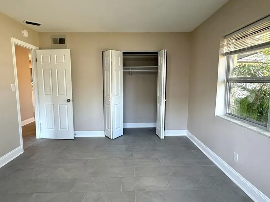 2489 Del Rio Way Dunedin FL 34698