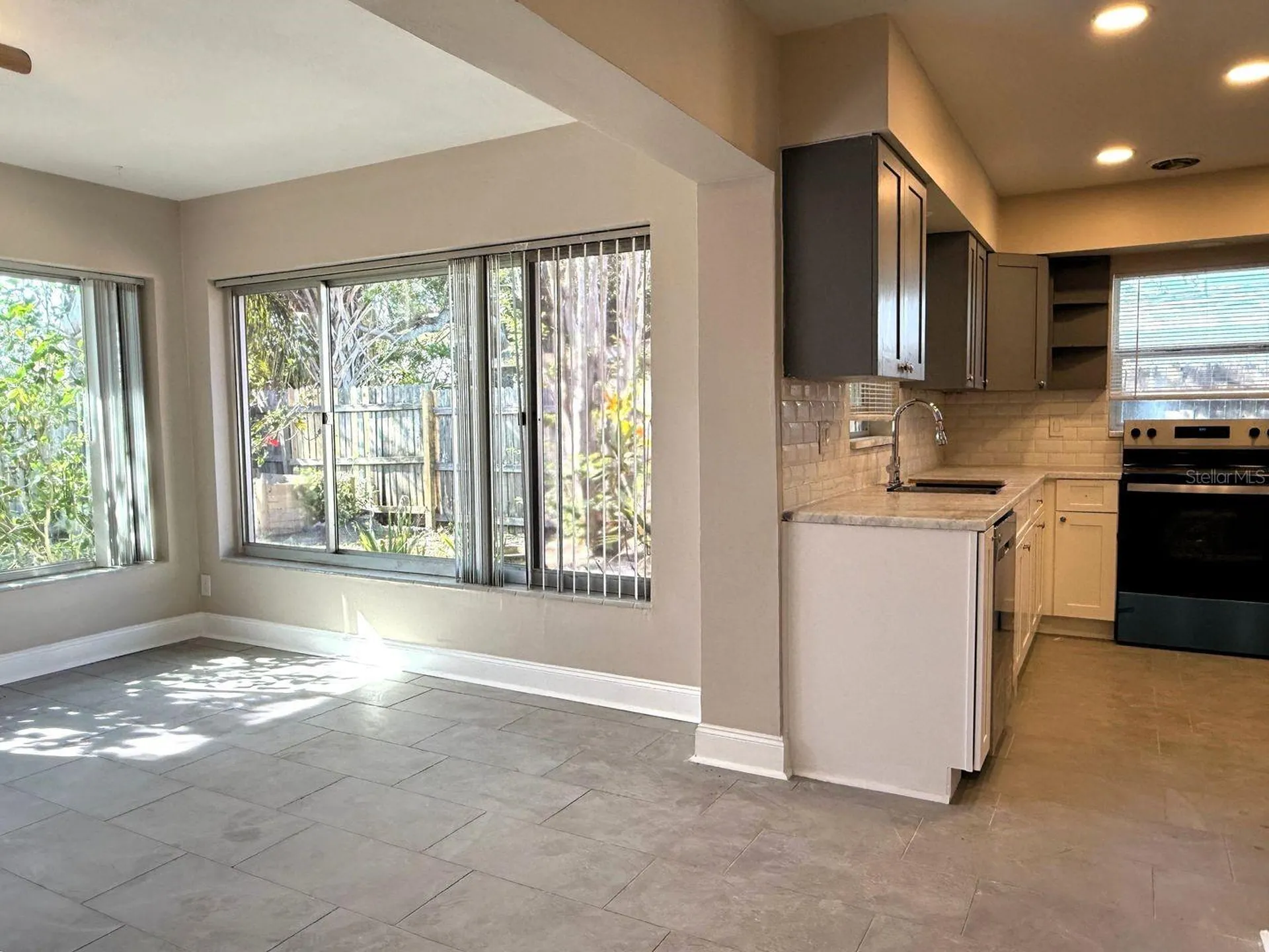 2489 Del Rio Way Dunedin FL 34698