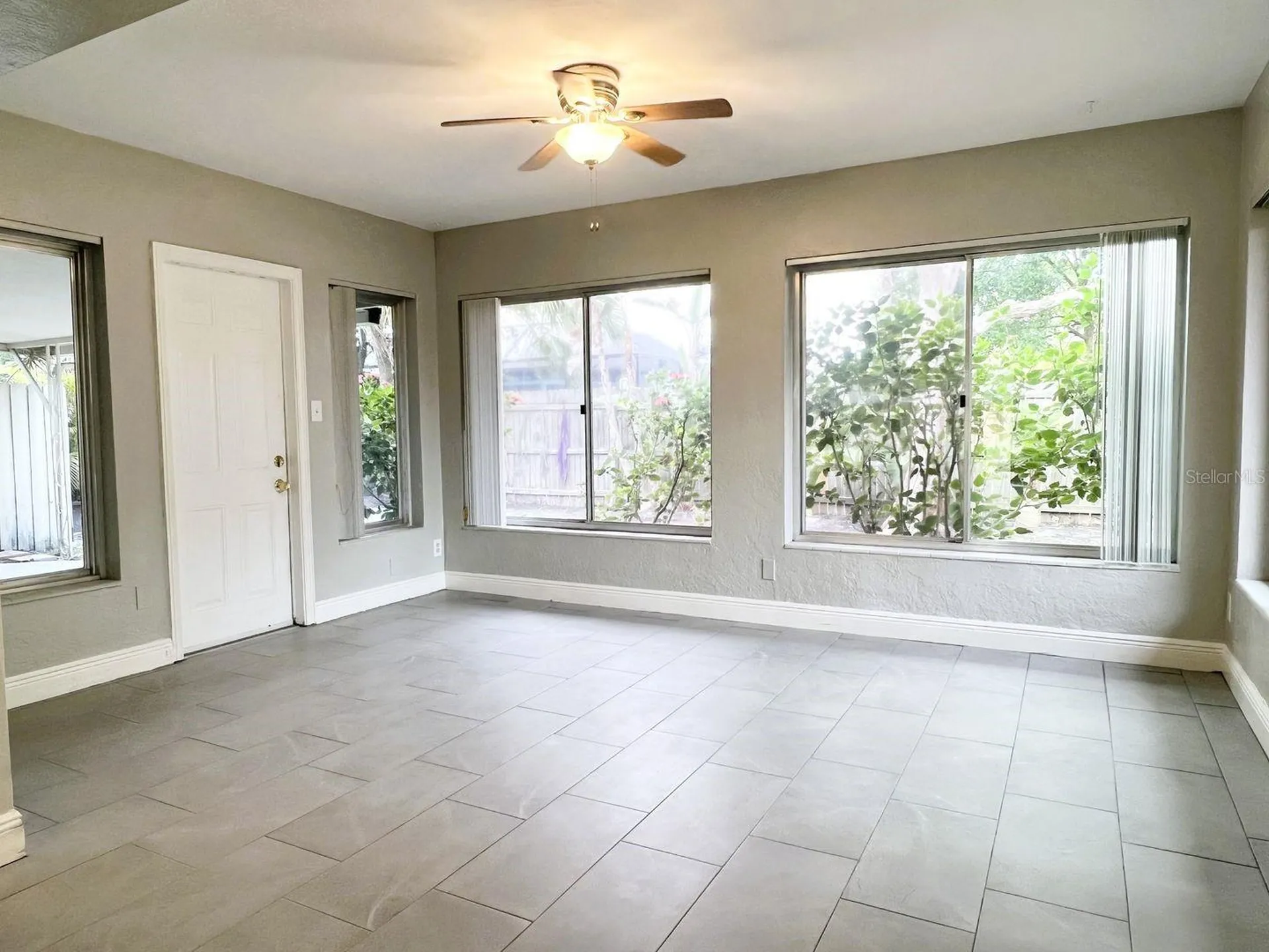 2489 Del Rio Way Dunedin FL 34698