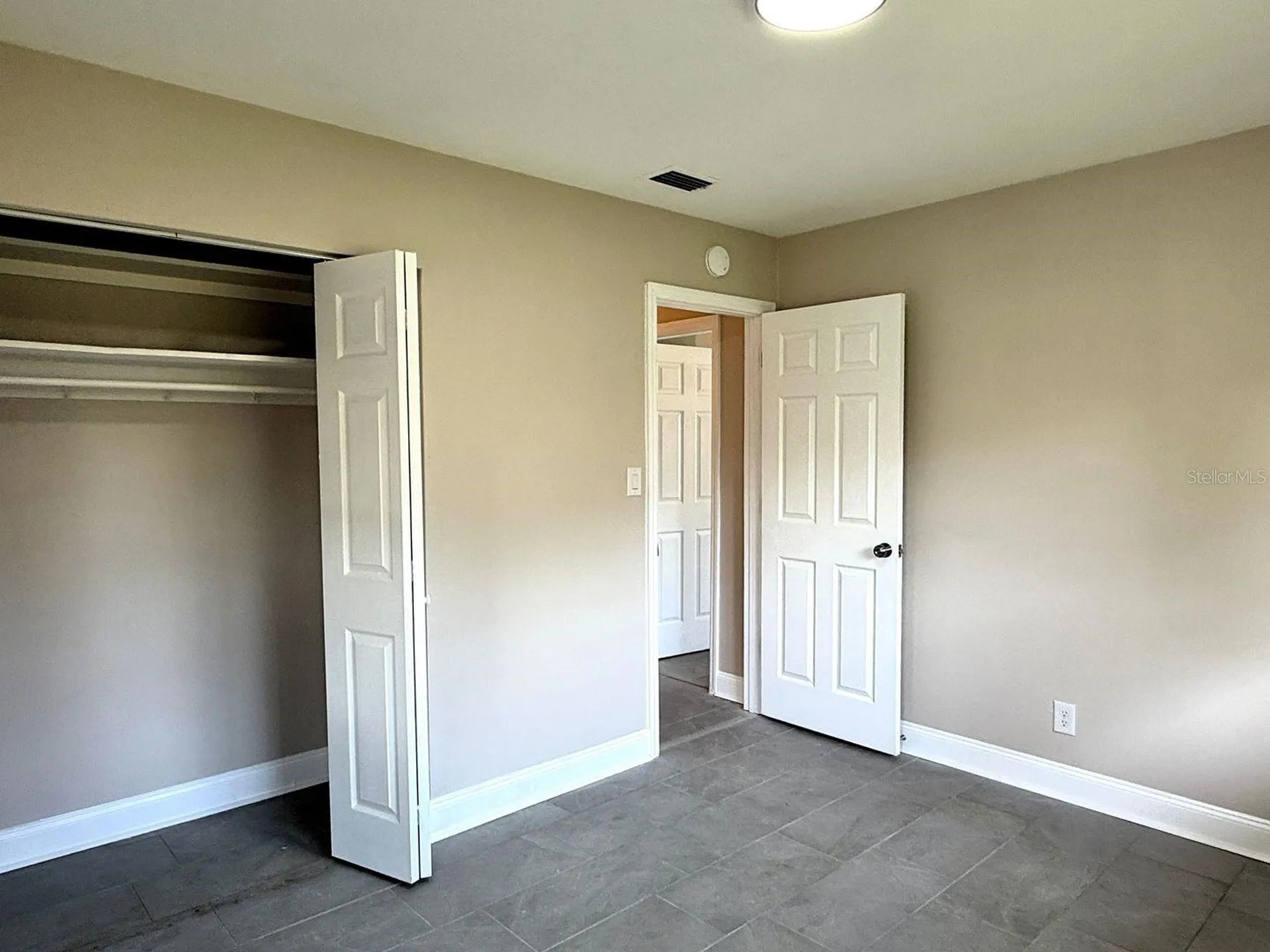 2489 Del Rio Way Dunedin FL 34698