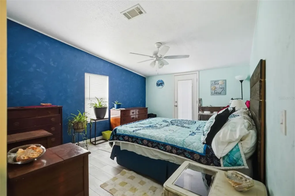 825 N Griffith Avenue Crystal River FL 34429