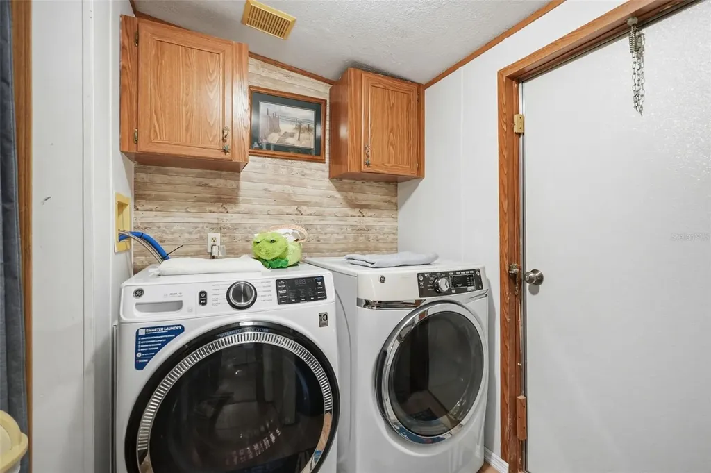825 N Griffith Avenue Crystal River FL 34429