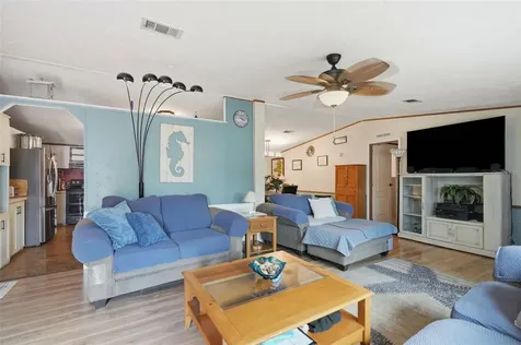 825 N Griffith Avenue Crystal River FL 34429