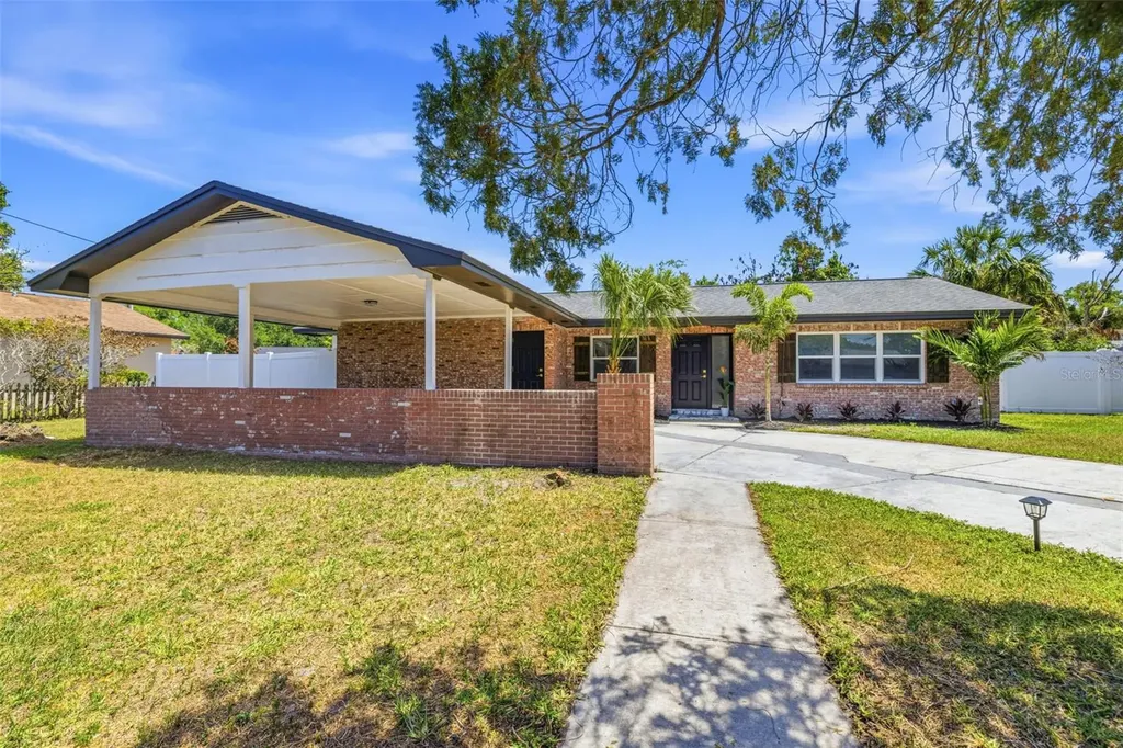 4433 Pompano Drive Tampa FL 33617