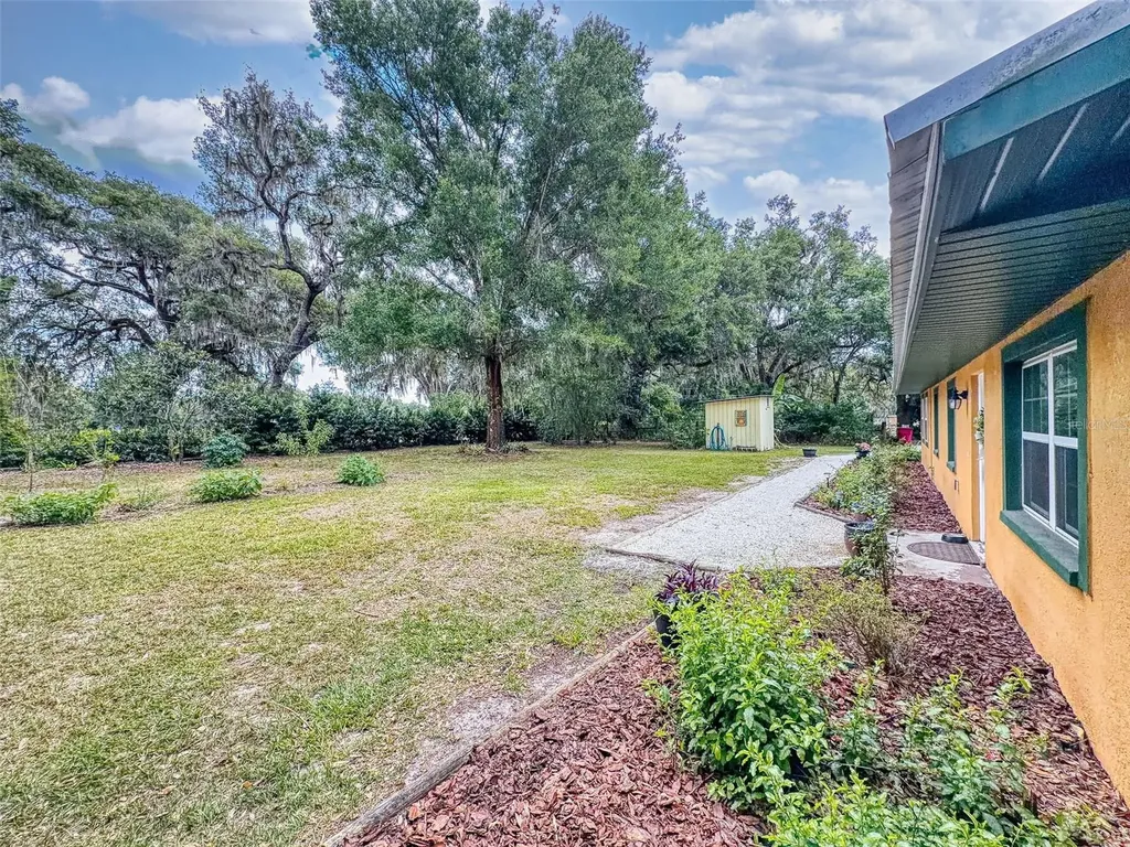 2713 Cr 776 Webster FL 33597