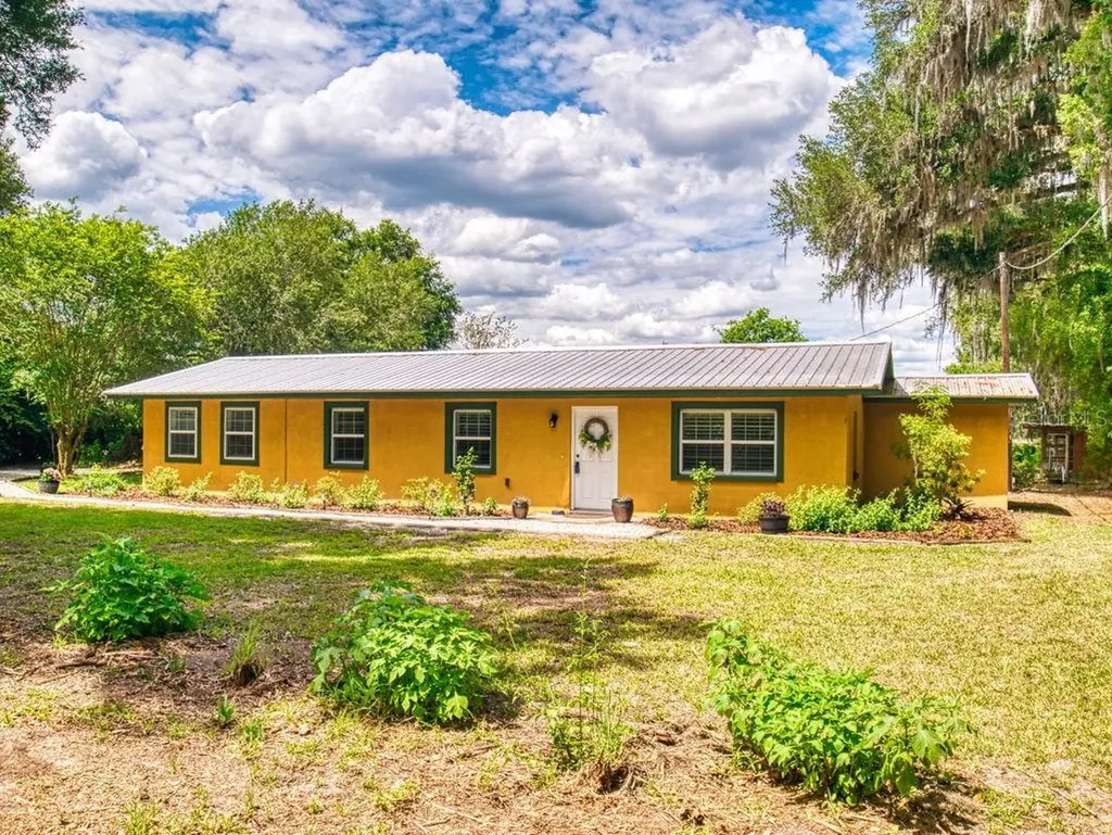 2713 Cr 776 Webster FL 33597